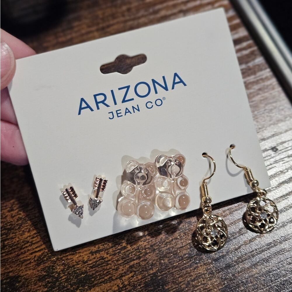 Arizona Jean Co 3PCS Set of Cute Earrings ~ Arrow Gummybear Studs Flower Dangle - Picture 2 of 3
